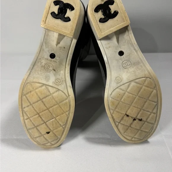 Chanel 40 Rainboots CC Logo Calf Knee High Two Tone Black White PVC Mid Heel - Picture 6 of 8